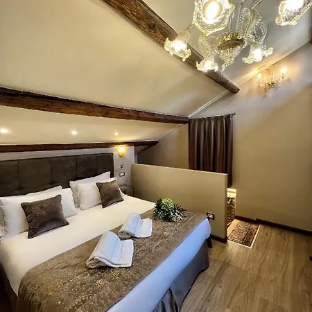 Ca Dell'arte Palace 住宿加早餐酒店