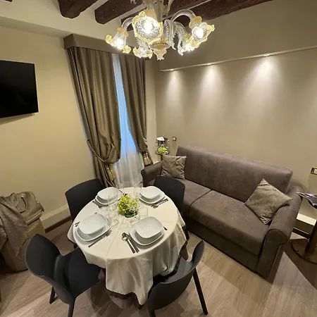 Ca Dell'arte Palace 住宿加早餐酒店