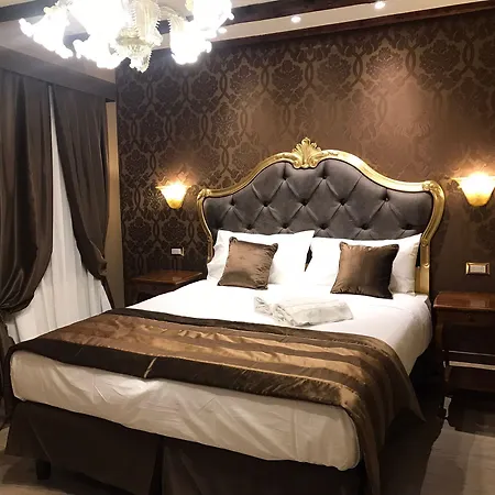 לינה וארוחת בוקר Ca Dell'arte Palace 4*