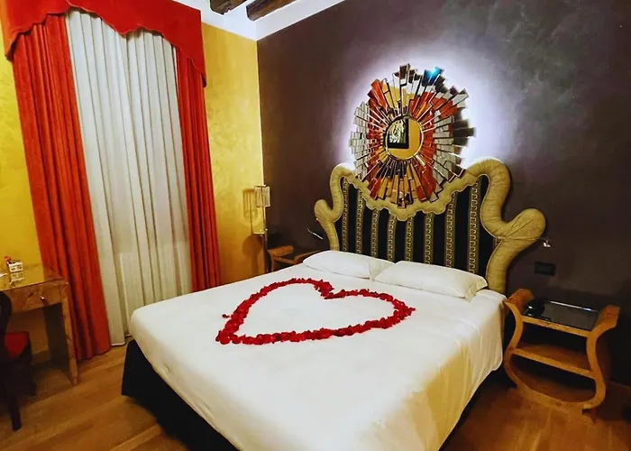 Ca Dell'arte Palace Bed & Breakfast 4*