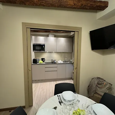 Couette-café Cà Dell'arte Palace 4*